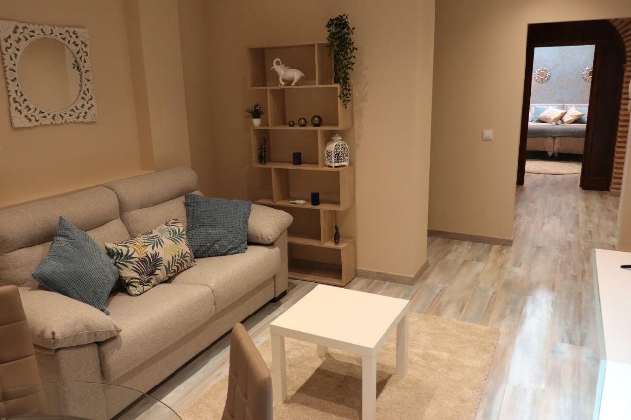 Apartamentos Turisticos Desiree Arévalo Eksteriør billede